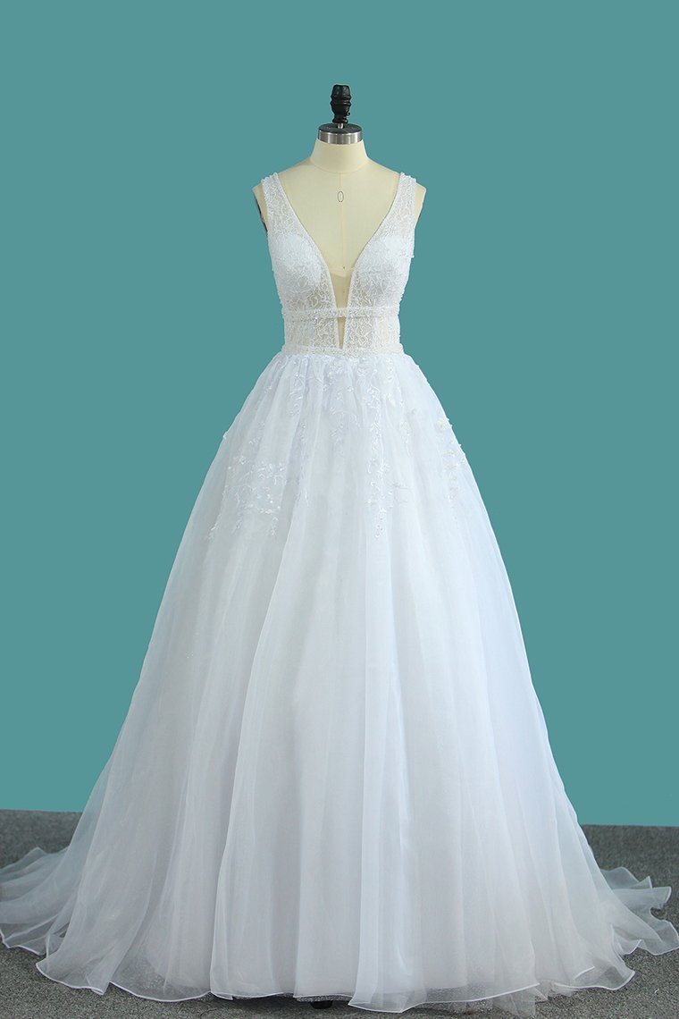 2021 Organza V Neck A Line Wedding Dresses With Applique And Beads Open Back