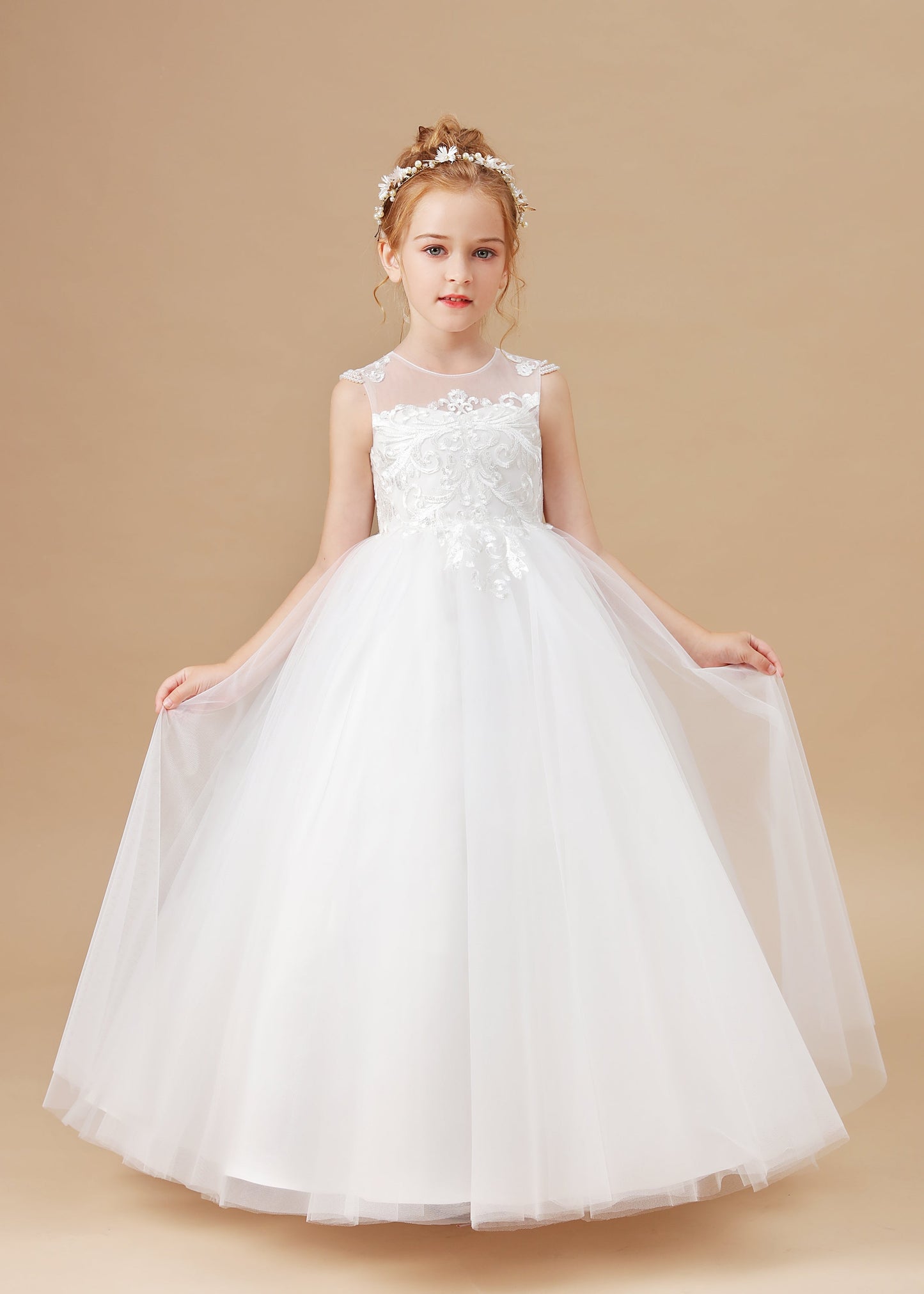 Ivory Cute Round Neck Tulle Flower Girl Dresses With Lace