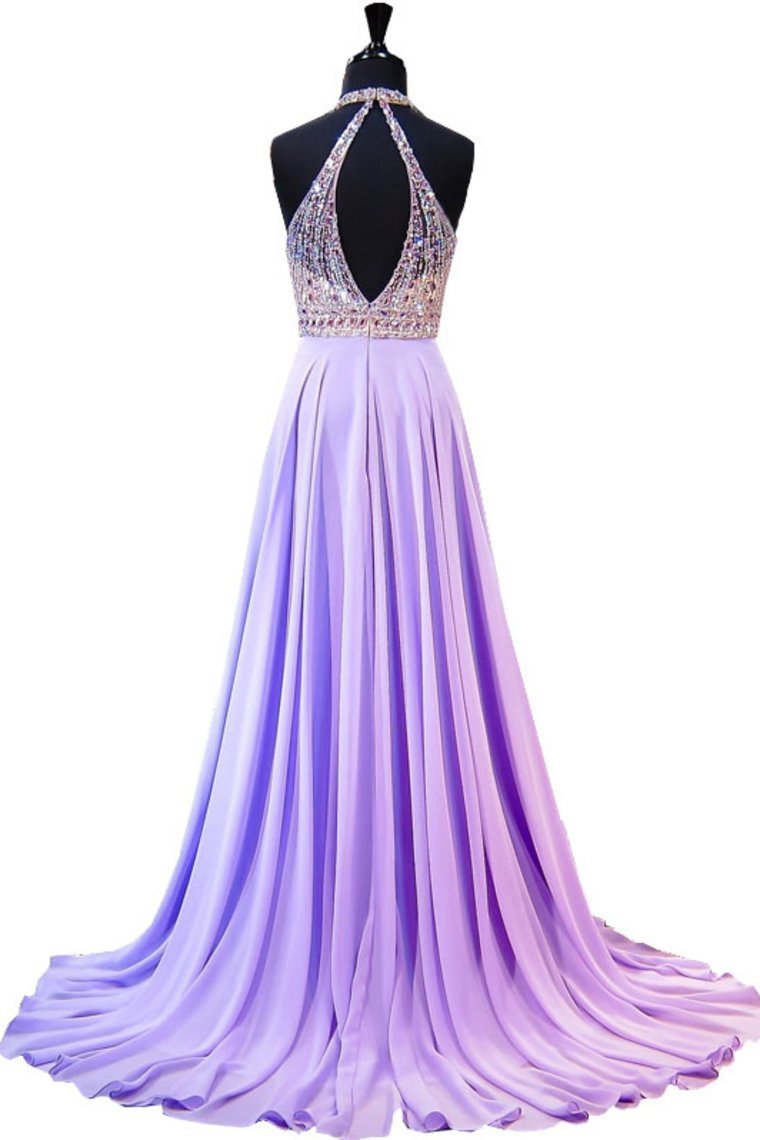 2021 Sexy Open Back Halter Prom Dresses With Beading Chiffon Sweep Train