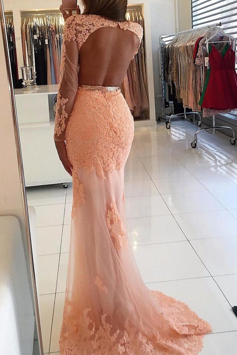 Prom Dresses Mermaid Scoop Long Sleeves With Applique Tulle Sweep Train