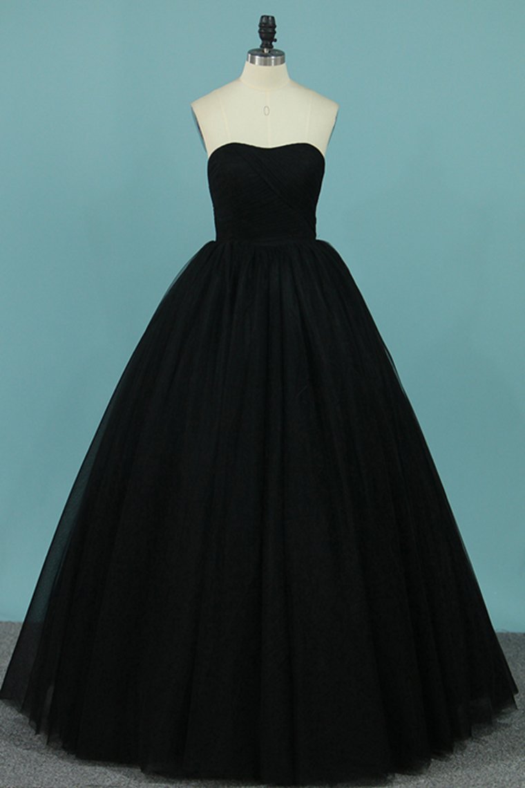 New Arrival Strapless Tulle Prom Dresses A Line With Ruffles