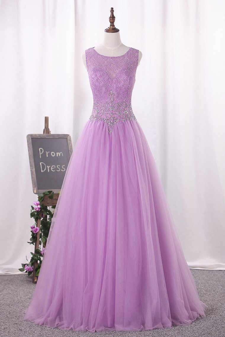 2021 Ball Gown Scoop Quinceanera Dresses Floor-Length Tulle Lace Up Back