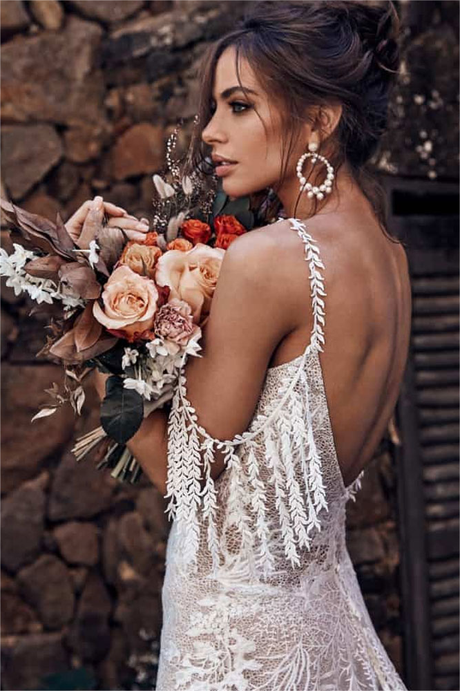 Ivory Bohemian Scoop Neckline Open Back Lace Wedding Dress